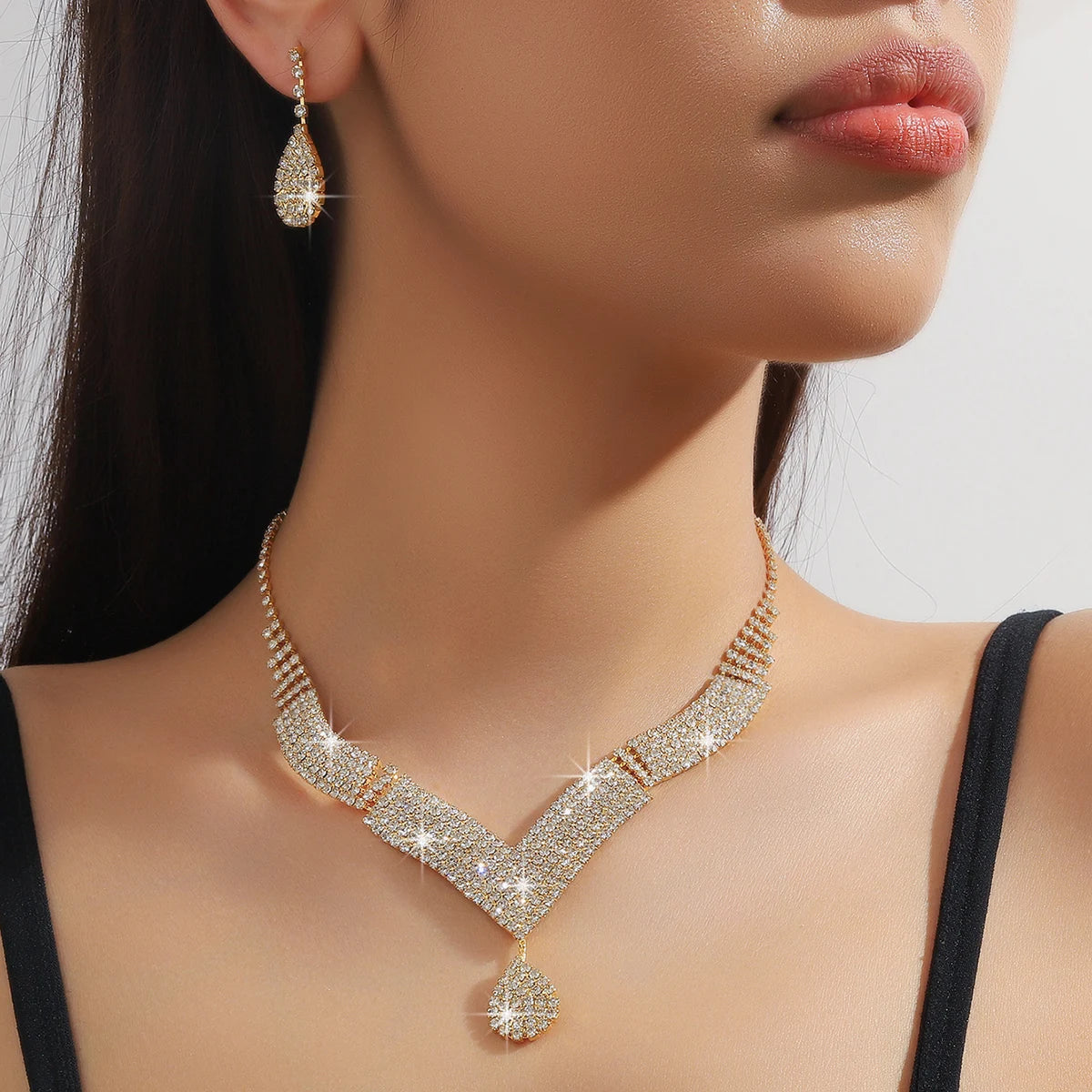 Veloura Rhinestone Set